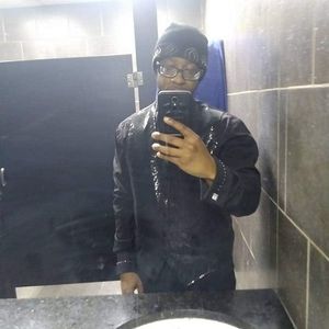 Meet your Posher, Marc